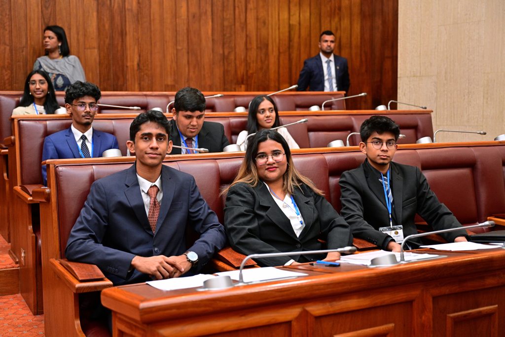 IRF_2915
